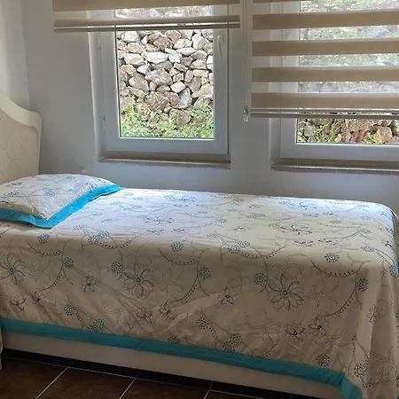 Gemütliche Mit Pool, Extravagant, Luxuriös