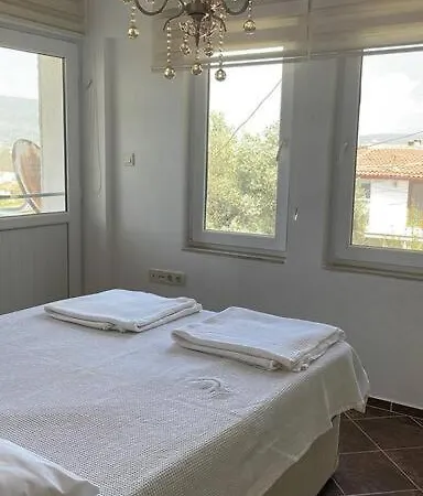 Gemuetliche Mit Pool, Extravagant, Luxurioes Vilă *