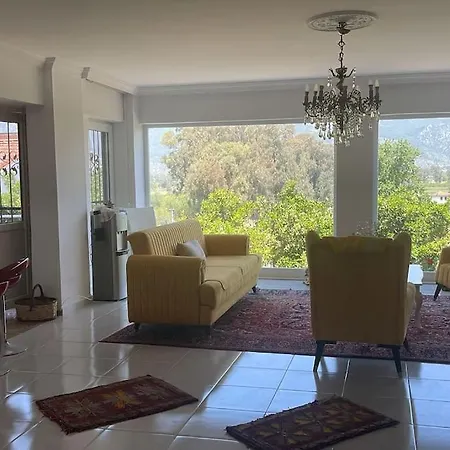 Gemütliche Mit Pool, Extravagant, Luxuriös Ula