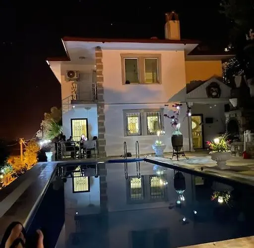 Gemuetliche Mit Pool, Extravagant, Luxurioes Вилла Ula