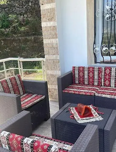 Gemuetliche Mit Pool, Extravagant, Luxurioes * Ula