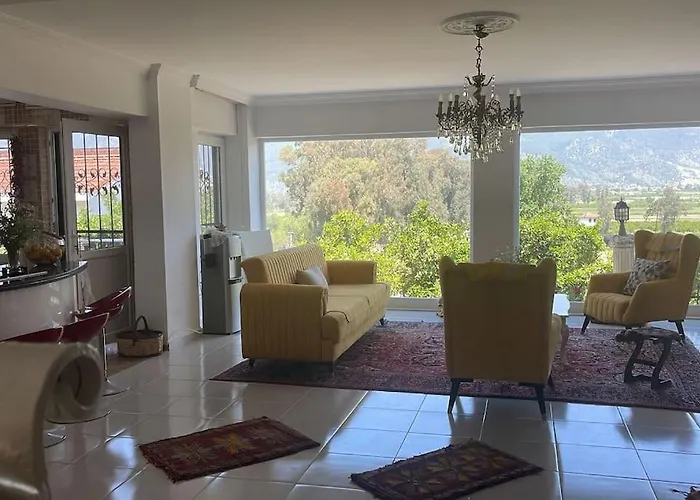 Gemuetliche Mit Pool, Extravagant, Luxurioes Ula