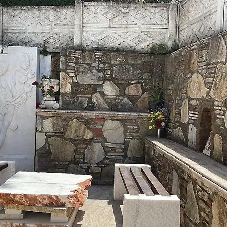 Gemuetliche Mit Pool, Extravagant, Luxurioes