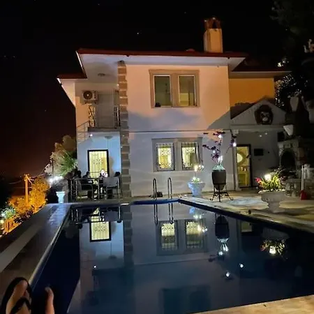 Mit Pool Extravagant, Luxurioes Willa Ula