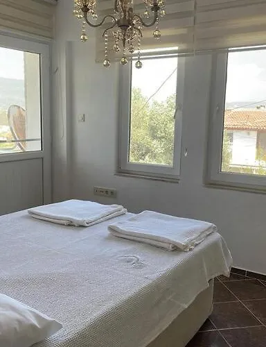 Gemuetliche Mit Pool, Extravagant, Luxurioes Vila *