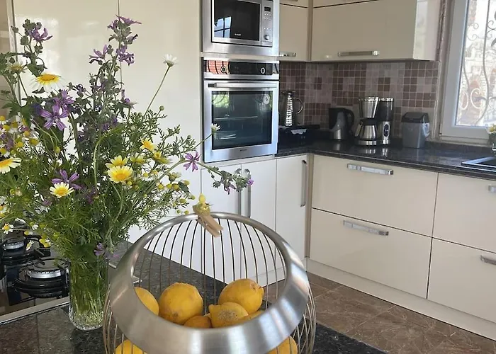 Gemuetliche Mit Pool, Extravagant, Luxurioes Ula